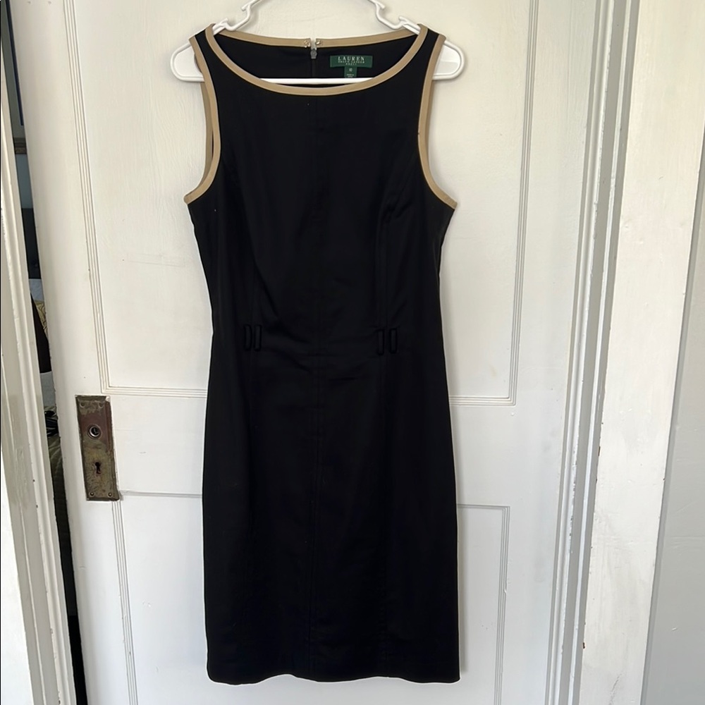 Black Sleeveless Dress